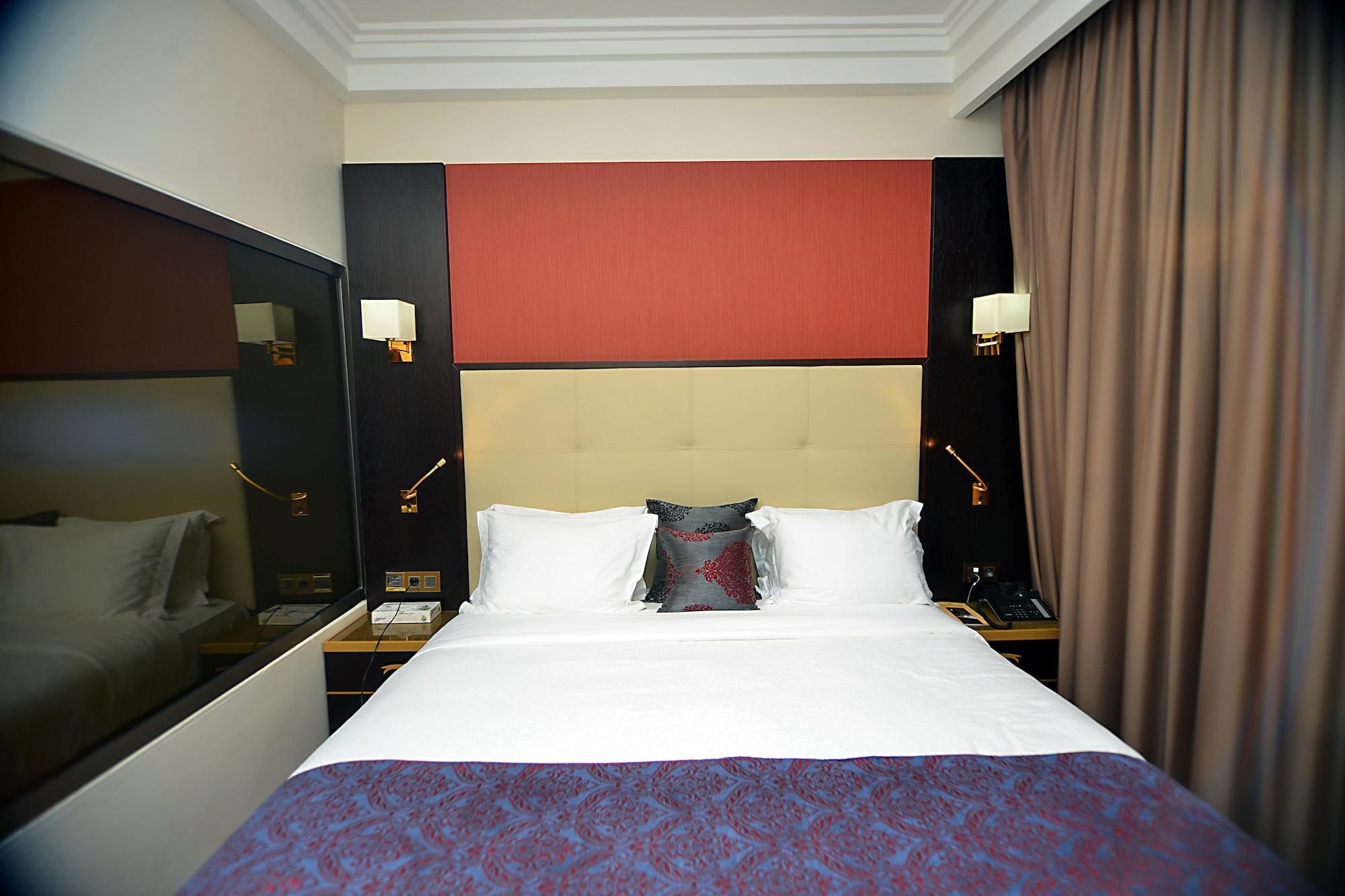 Hotel Fleur De Lys Plateau Dakar Exterior photo