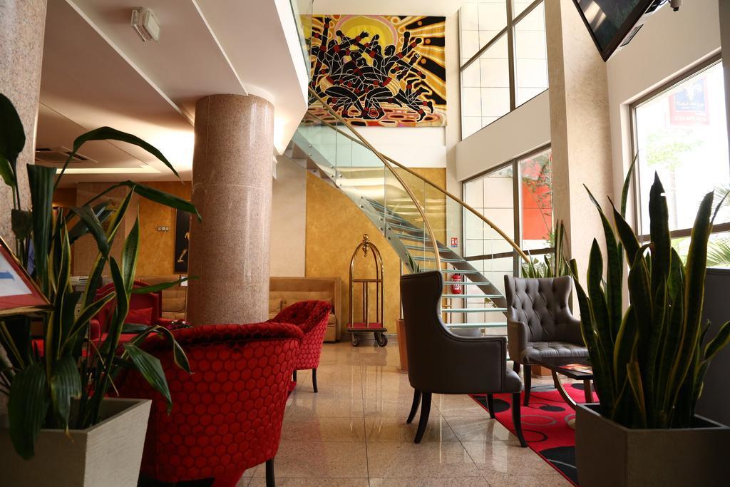 Hotel Fleur De Lys Plateau Dakar Exterior photo
