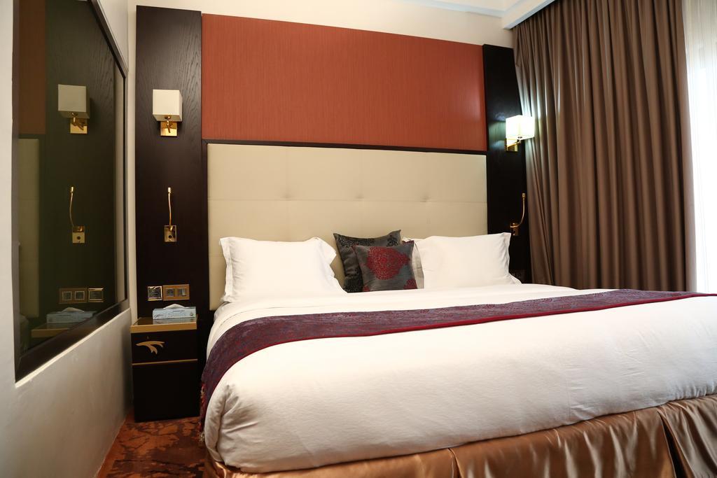 Hotel Fleur De Lys Plateau Dakar Exterior photo